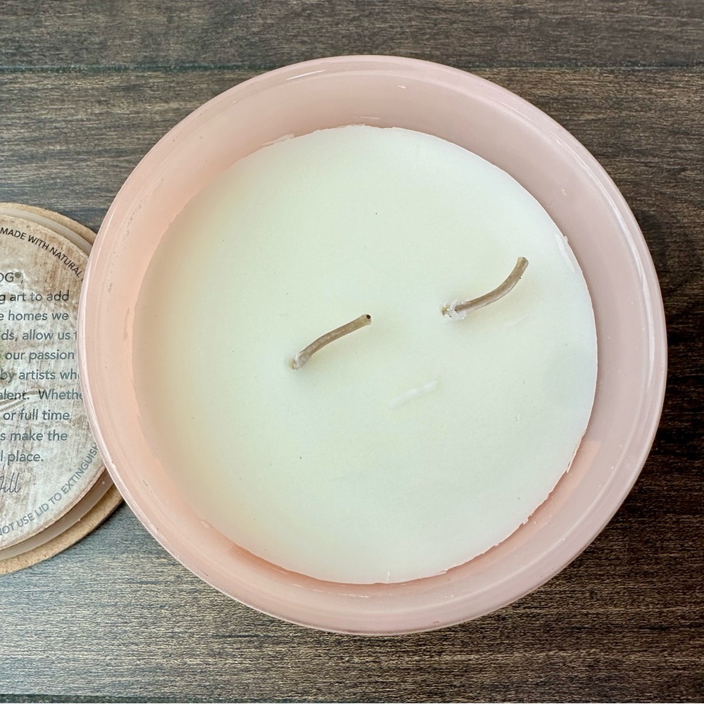 Sand + Fog White Vanilla Candle - Natural Wax Blend - 12 oz - 100% Cotton Wick - Picture 3 of 8